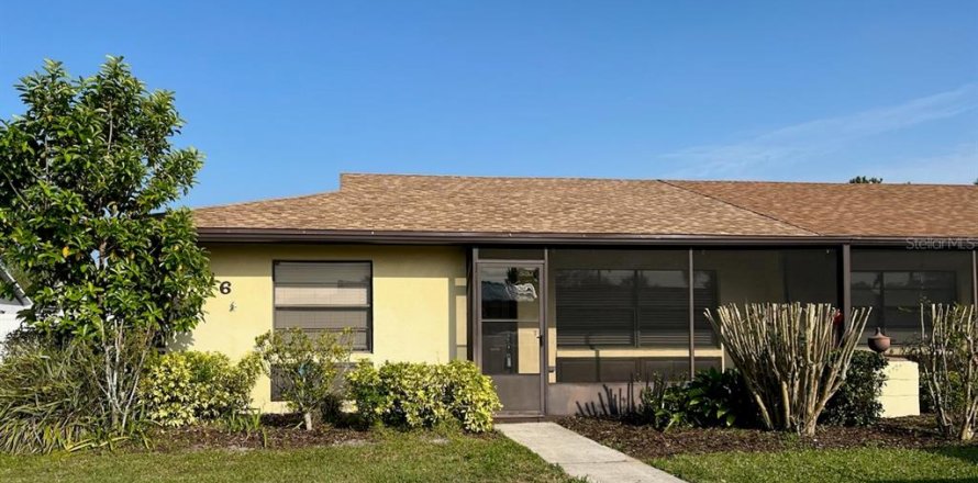 Condo in Winter Haven, Florida, 2 bedrooms  № 1783557