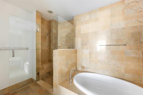 Купить кондоминиум в Майами, Флорида 3 спальни, 230.86м2, № 1706623 - фото 11
