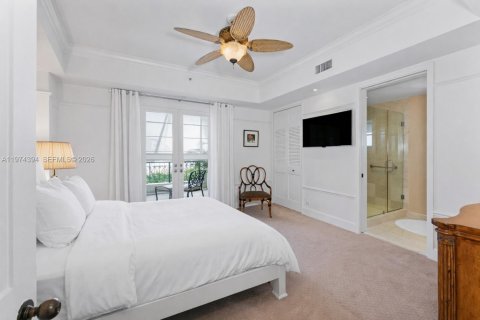 Condo in Miami Beach, Florida, 3 bedrooms № 2281615 - photo 27