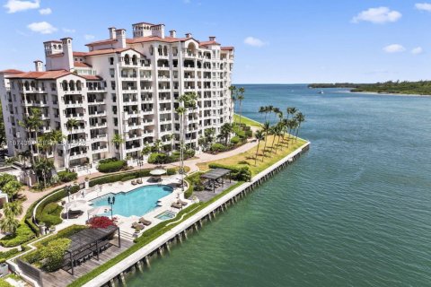 Condo in Miami Beach, Florida, 3 bedrooms № 2281615 - photo 4