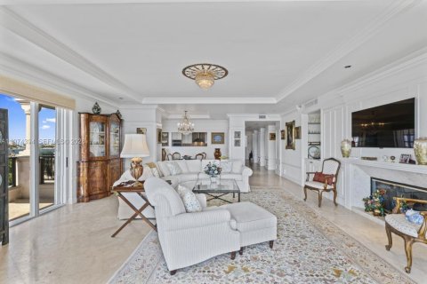 Condo in Miami Beach, Florida, 3 bedrooms № 2281615 - photo 7