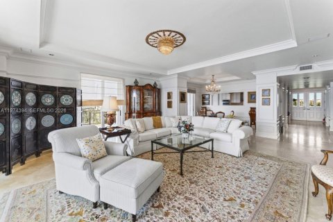 Condo in Miami Beach, Florida, 3 bedrooms № 2281615 - photo 9