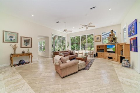House in Bradenton, Florida 4 bedrooms, 358.32 sq.m. № 2112336 - photo 27