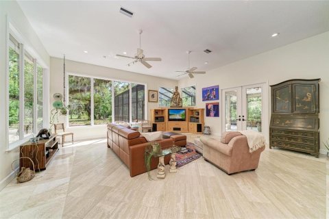 House in Bradenton, Florida 4 bedrooms, 358.32 sq.m. № 2112336 - photo 29