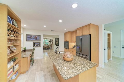 House in Bradenton, Florida 4 bedrooms, 358.32 sq.m. № 2112336 - photo 21