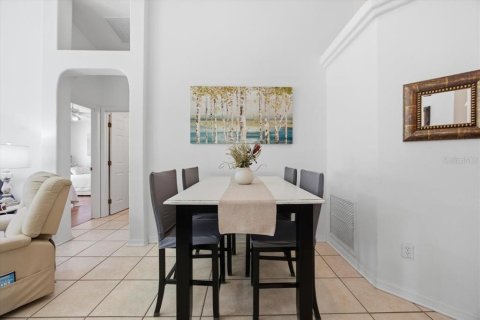 Villa ou maison à vendre à Clermont, Floride: 4 chambres, 132.94 m2 № 2402787 - photo 10