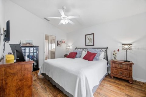 Villa ou maison à vendre à Clermont, Floride: 4 chambres, 132.94 m2 № 2402787 - photo 18