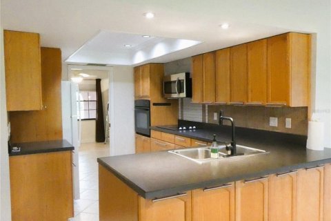 Villa ou maison à louer à Nokomis, Floride: 2 chambres, 165.09 m2 № 2414963 - photo 3