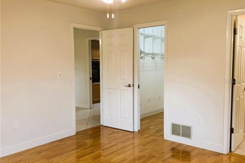 Villa ou maison à louer à Nokomis, Floride: 2 chambres, 165.09 m2 № 2414963 - photo 7