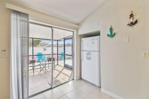 Villa ou maison à vendre à Tampa, Floride: 3 chambres, 114.83 m2 № 2403399 - photo 18