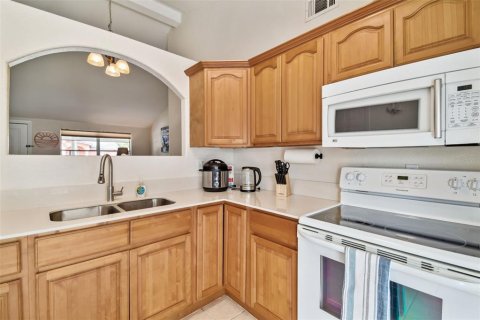 Villa ou maison à vendre à Tampa, Floride: 3 chambres, 114.83 m2 № 2403399 - photo 7