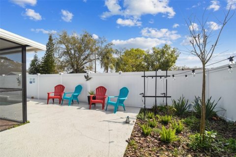 Villa ou maison à vendre à Tampa, Floride: 3 chambres, 114.83 m2 № 2403399 - photo 20