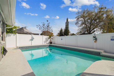 Villa ou maison à vendre à Tampa, Floride: 3 chambres, 114.83 m2 № 2403399 - photo 23