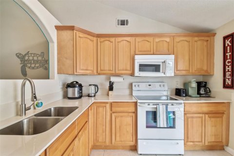 Villa ou maison à vendre à Tampa, Floride: 3 chambres, 114.83 m2 № 2403399 - photo 8