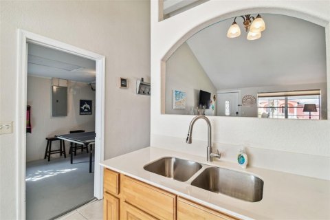 Villa ou maison à vendre à Tampa, Floride: 3 chambres, 114.83 m2 № 2403399 - photo 11