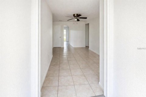 Propiedad comercial en venta en Cocoa, Florida, 4 dormitorios, 77.76 m2 № 2098750 - foto 2