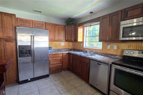 Casa en alquiler en Rockledge, Florida, 2 dormitorios, 80.27 m2 № 1904647 - foto 8