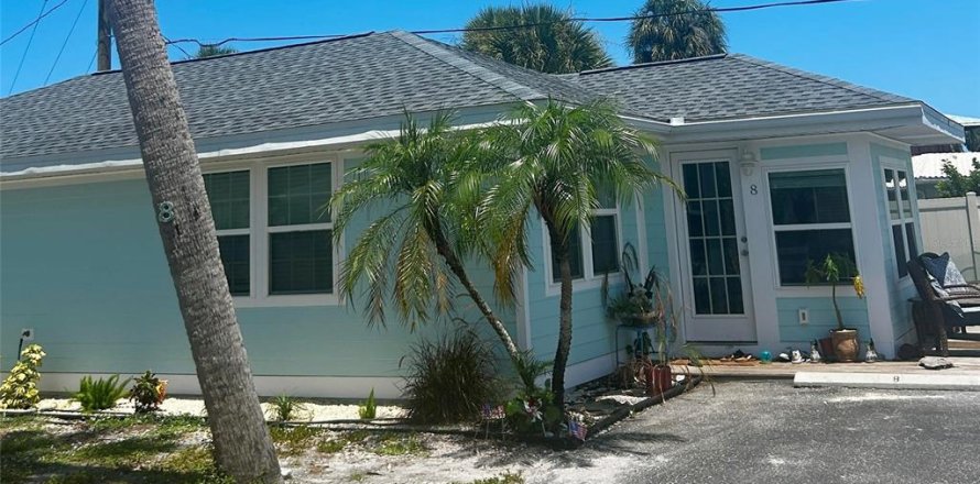 Condominio en Englewood, Florida, 1 dormitorio  № 2156785