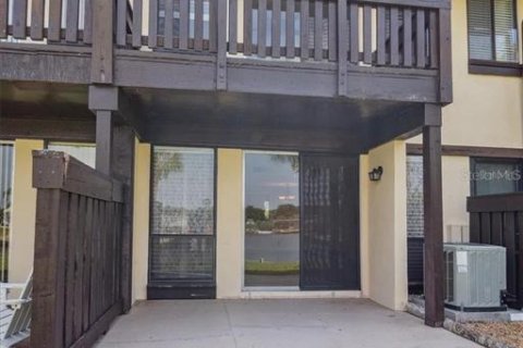 Condo in Palm Coast, Florida, 2 bedrooms № 2094779 - photo 24