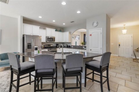 Casa en venta en Davenport, Florida, 6 dormitorios, 305.18 m2 № 1722221 - foto 13