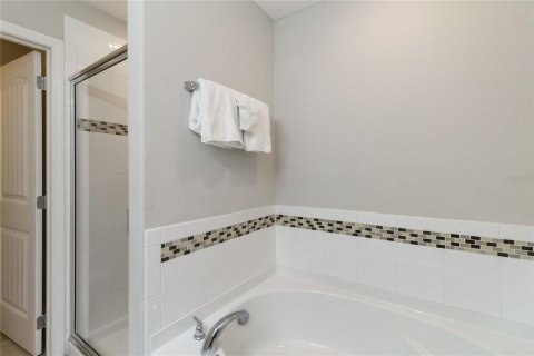 Casa en venta en Davenport, Florida, 6 dormitorios, 305.18 m2 № 1722221 - foto 26