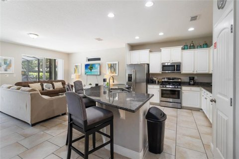 Casa en venta en Davenport, Florida, 6 dormitorios, 305.18 m2 № 1722221 - foto 11