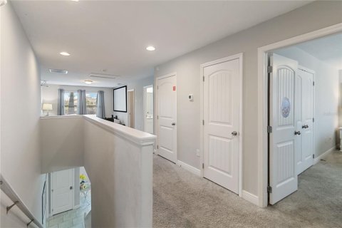 Casa en venta en Davenport, Florida, 6 dormitorios, 305.18 m2 № 1722221 - foto 20