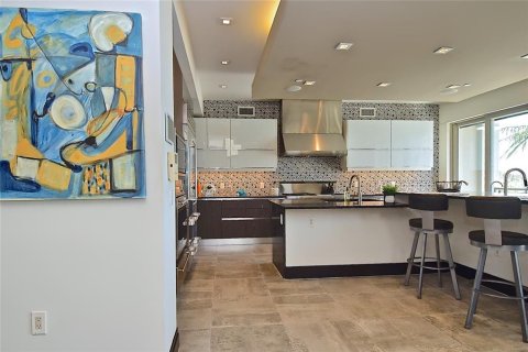 Купить кондоминиум в Сарасота, Флорида 10 комнат, 502.14м2, № 1048775 - фото 6