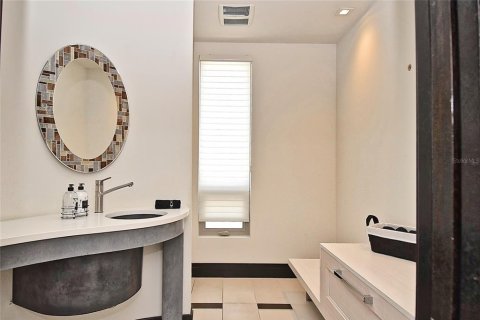 Купить кондоминиум в Сарасота, Флорида 10 комнат, 502.14м2, № 1048775 - фото 21