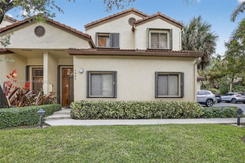 Copropriété à louer à Plantation, Floride: 3 chambres, 163.51 m2 № 1963391 - photo 1