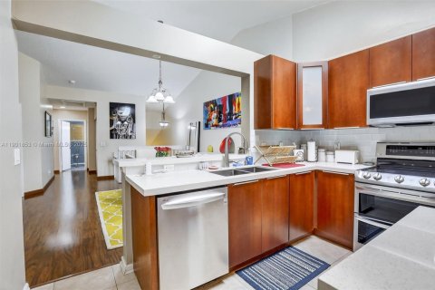 Copropriété à louer à Plantation, Floride: 3 chambres, 163.51 m2 № 1963391 - photo 9