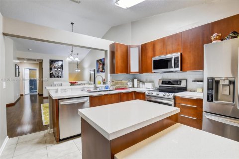 Copropriété à louer à Plantation, Floride: 3 chambres, 163.51 m2 № 1963391 - photo 10