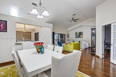 Copropriété à louer à Plantation, Floride: 3 chambres, 163.51 m2 № 1963391 - photo 30