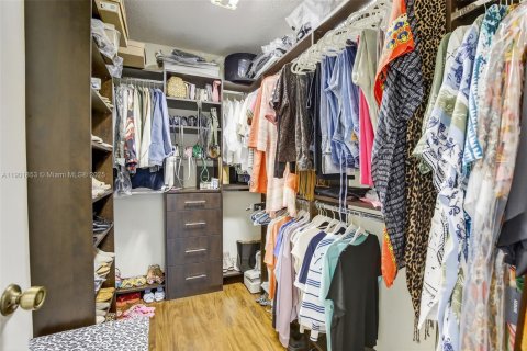 Copropriété à louer à Plantation, Floride: 3 chambres, 163.51 m2 № 1963391 - photo 17