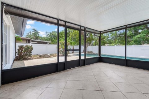 Villa ou maison à vendre à Tampa, Floride: 4 chambres, 187.11 m2 № 1761138 - photo 10