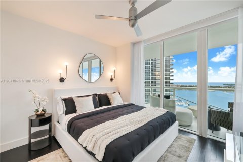 Condominio en alquiler en Miami Beach, Florida, 3 dormitorios, 200.48 m2 № 2081879 - foto 23