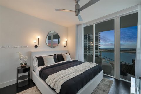 Condominio en alquiler en Miami Beach, Florida, 3 dormitorios, 200.48 m2 № 2081879 - foto 24