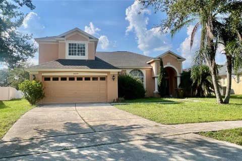 Casa en venta en Kissimmee, Florida, 5 dormitorios, 282.24 m2 № 1913206 - foto 1