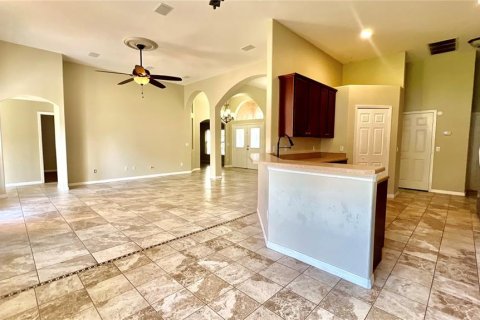 Casa en venta en Kissimmee, Florida, 5 dormitorios, 282.24 m2 № 1913206 - foto 26