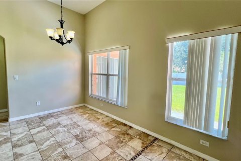 Casa en venta en Kissimmee, Florida, 5 dormitorios, 282.24 m2 № 1913206 - foto 12