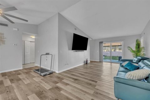 Casa en venta en Ocala, Florida, 3 dormitorios, 156.73 m2 № 2121750 - foto 5