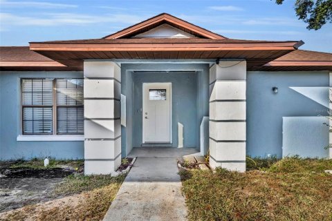 Casa en venta en Ocala, Florida, 3 dormitorios, 156.73 m2 № 2121750 - foto 4