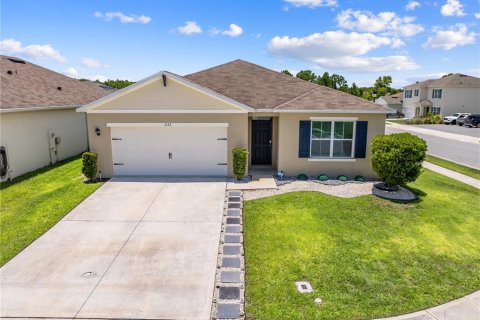 Villa ou maison à vendre à Davenport, Floride: 4 chambres, 171.96 m2 № 2216361 - photo 2