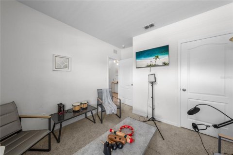 Villa ou maison à vendre à Davenport, Floride: 4 chambres, 171.96 m2 № 2216361 - photo 15
