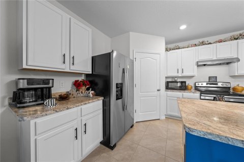 Villa ou maison à vendre à Davenport, Floride: 4 chambres, 171.96 m2 № 2216361 - photo 25
