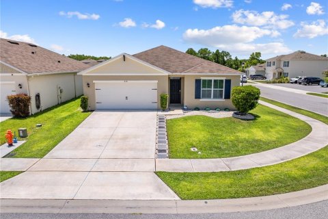 Villa ou maison à Davenport, Floride 4 chambres, 171.96 m2 № 2216361