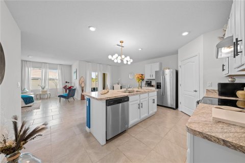 Villa ou maison à vendre à Davenport, Floride: 4 chambres, 171.96 m2 № 2216361 - photo 19