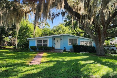 House in Groveland, Florida 2 bedrooms, 101.54 sq.m. № 2222292