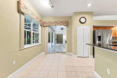 House in DeLand, Florida 4 bedrooms, 252.04 sq.m. № 2339729 - photo 18