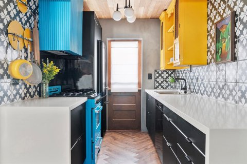 Купить кондоминиум в Майами-Бич, Флорида 1 спальня, 63.45м2, № 2005703 - фото 11